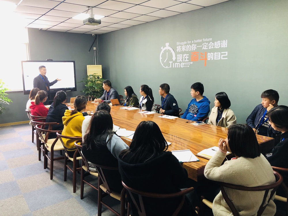 5bfce08c1bbe9.jpg 微信图片_20181114140624.jpg