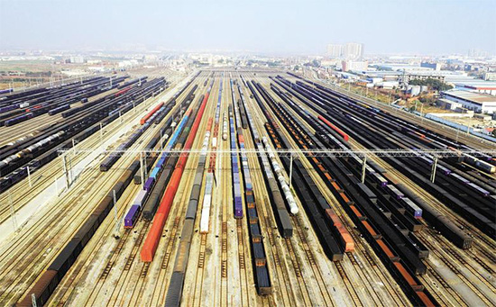 661e1284eb414.jpg 武汉铁路货运物流.jpg